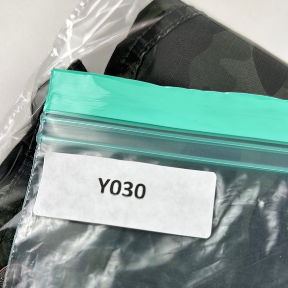 OshKosh B'gosh Kids Camo Utility Jean Jacket size 8 - Picture 9 of 9